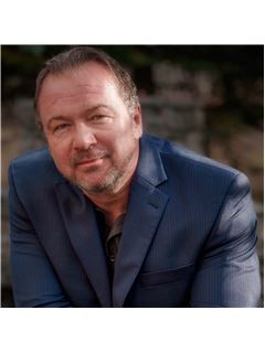 Michael Nowak - RE/MAX First