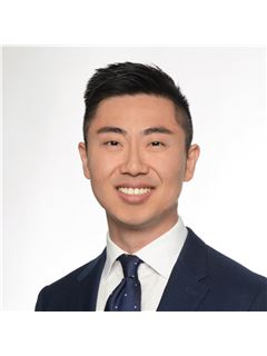 Charles Huang - RE/MAX Westcoast