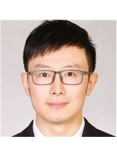 Sean Li - RE/MAX Crest Realty