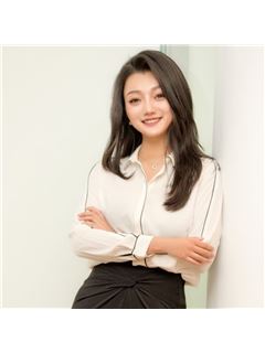 Emma Zhang - RE/MAX First