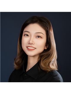 Lyric Wei - RE/MAX Crest Realty