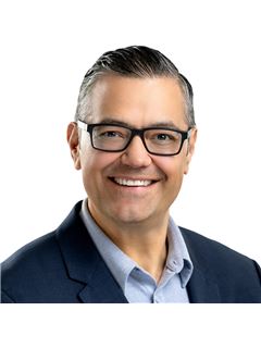 Jeff Mikolajow - RE/MAX First