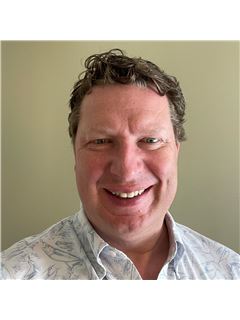 Aaron Fehlauer - RE/MAX Excellence