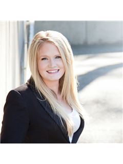 Bailey Ellis - RE/MAX Professionals