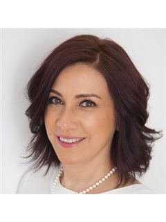 Nooran Ostadeian - RE/MAX Elite (Windermere)