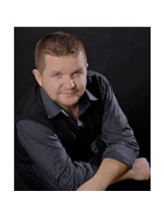 Oleg Lutso - RE/MAX First