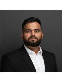 Abhi Arora - RE/MAX Real Estate (Mountain View)