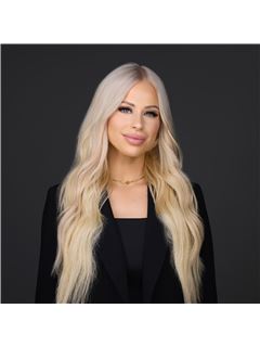 April Spencer - RE/MAX River City