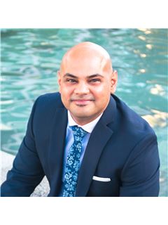 Associate - Rajeev Kainth - RE/MAX Performance Realty