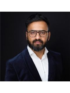 Amrit Saul - RE/MAX Real Estate (Edmonton)