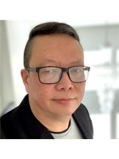 Mark Anthony De Castro - RE/MAX River City