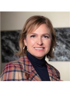 Livia McCabe - RE/MAX First