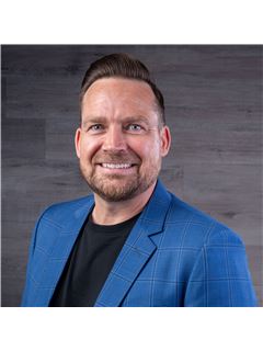 Justin Layton - RE/MAX River City