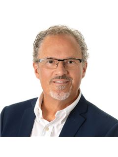 Lee Yule - RE/MAX Excellence
