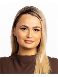 Tanyssa Desforges - RE/MAX ACTION