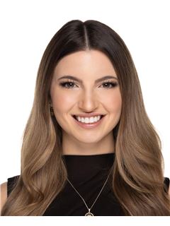 Cynthia Iacampo - RE/MAX CRYSTAL