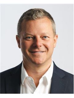 Jean-Sebastien Lessard - RE/MAX HORIZON