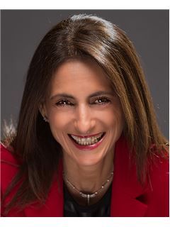 Susana Stroll - RE/MAX ACTION