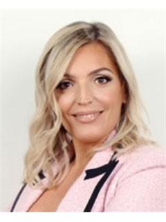 Angela Guarino - RE/MAX ALLIANCE