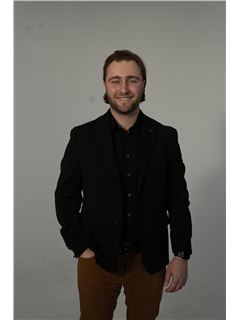 James Mirza - RE/MAX 2000