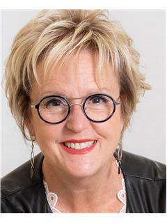 Cathleen Hill - RE/MAX DU CARTIER BONJOUR
