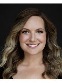 Lydia Deschênes - RE/MAX AVANT TOUT