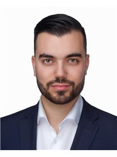 Ismael Jose Jimenez - RE/MAX HARMONIE