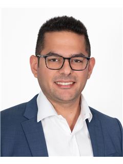 Jad Abou Rjeily - RE/MAX CRYSTAL