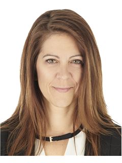 Lyne Valiquette - RE/MAX CRYSTAL