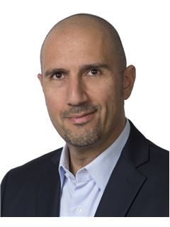 Phil Casacalenda    - RE/MAX ALLIANCE