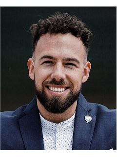 Kevin Volpato - RE/MAX CRYSTAL
