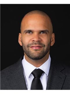 Alex Aviles - RE/MAX CRYSTAL
