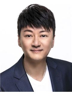 Dany Nguyen - RE/MAX 2000