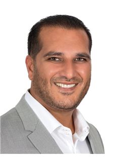 Jafar Qaderi - RE/MAX DU CARTIER BONJOUR