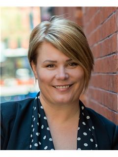 Marie-Josee Hotte - RE/MAX DU CARTIER BONJOUR