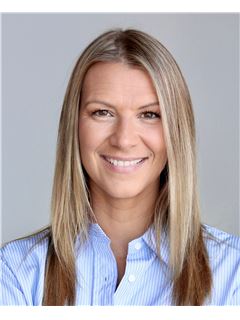 Cynthia Lampron - RE/MAX 2000