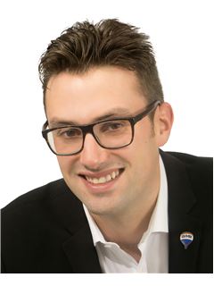Jordan Corber - RE/MAX ROYAL JORDAN