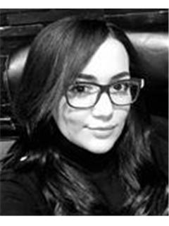 Farah Benouif - RE/MAX 2001