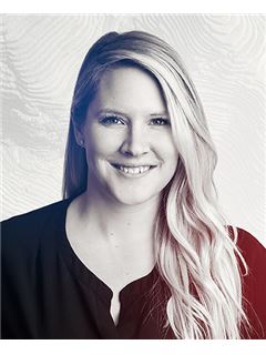 Stéphanie Charbonneau - RE/MAX DU CARTIER BONJOUR