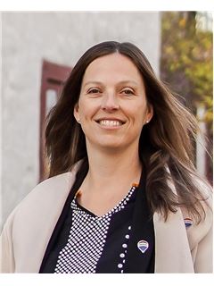 Mélissa Brisson - RE/MAX CRYSTAL