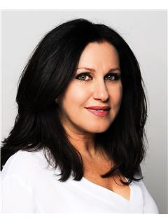 Rita De Luca - RE/MAX ROYAL JORDAN