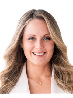 Ève Martineau - RE/MAX IMAGINE