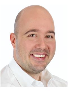 Alexandre Boucher - RE/MAX ROYAL JORDAN
