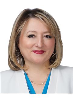 Malika Hocine - RE/MAX 2001