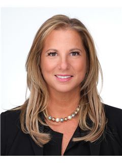 Lori Schwartz - RE/MAX ACTION