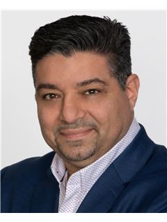 Peter Efstathakis - RE/MAX ALLIANCE