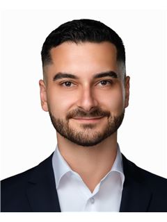 Christopher Skafidas - RE/MAX 3000