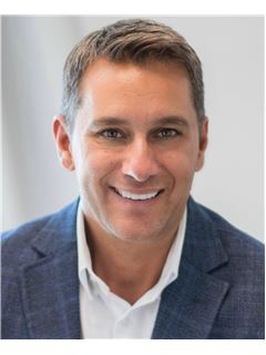 Benoit De Cesare - RE/MAX CRYSTAL