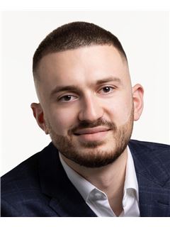 Vincent Lanni - RE/MAX CRYSTAL