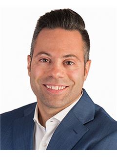 Bruno Sollazzo - RE/MAX 2000